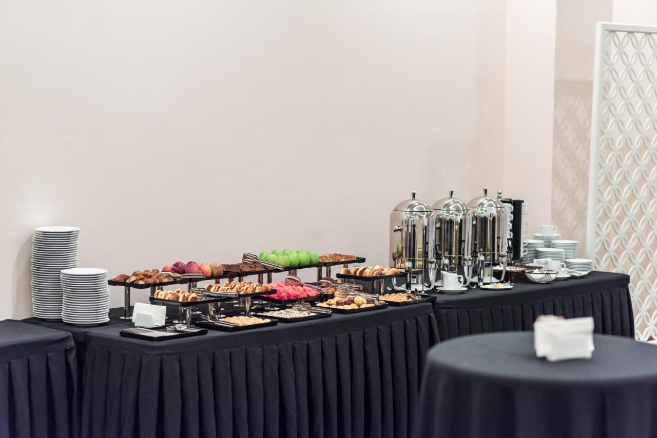 Downtown Ankara Hotel Ngoại thất bức ảnh A buffet