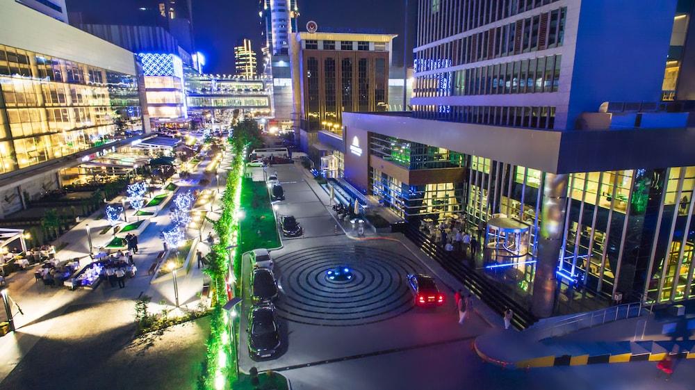 Downtown Ankara Hotel Ngoại thất bức ảnh Central World at night